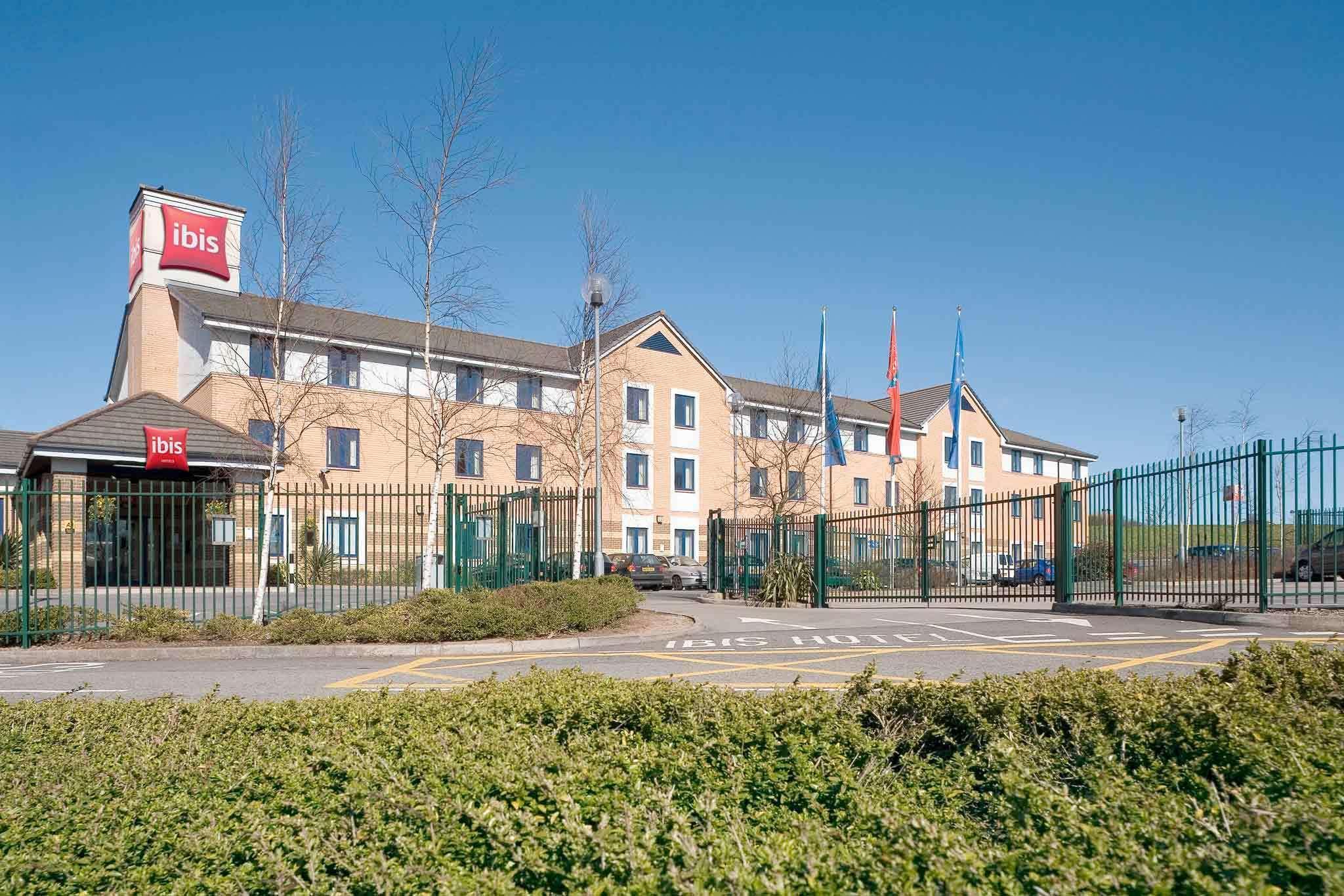 Ibis Cardiff Gate - International Business Park Hotell Eksteriør bilde