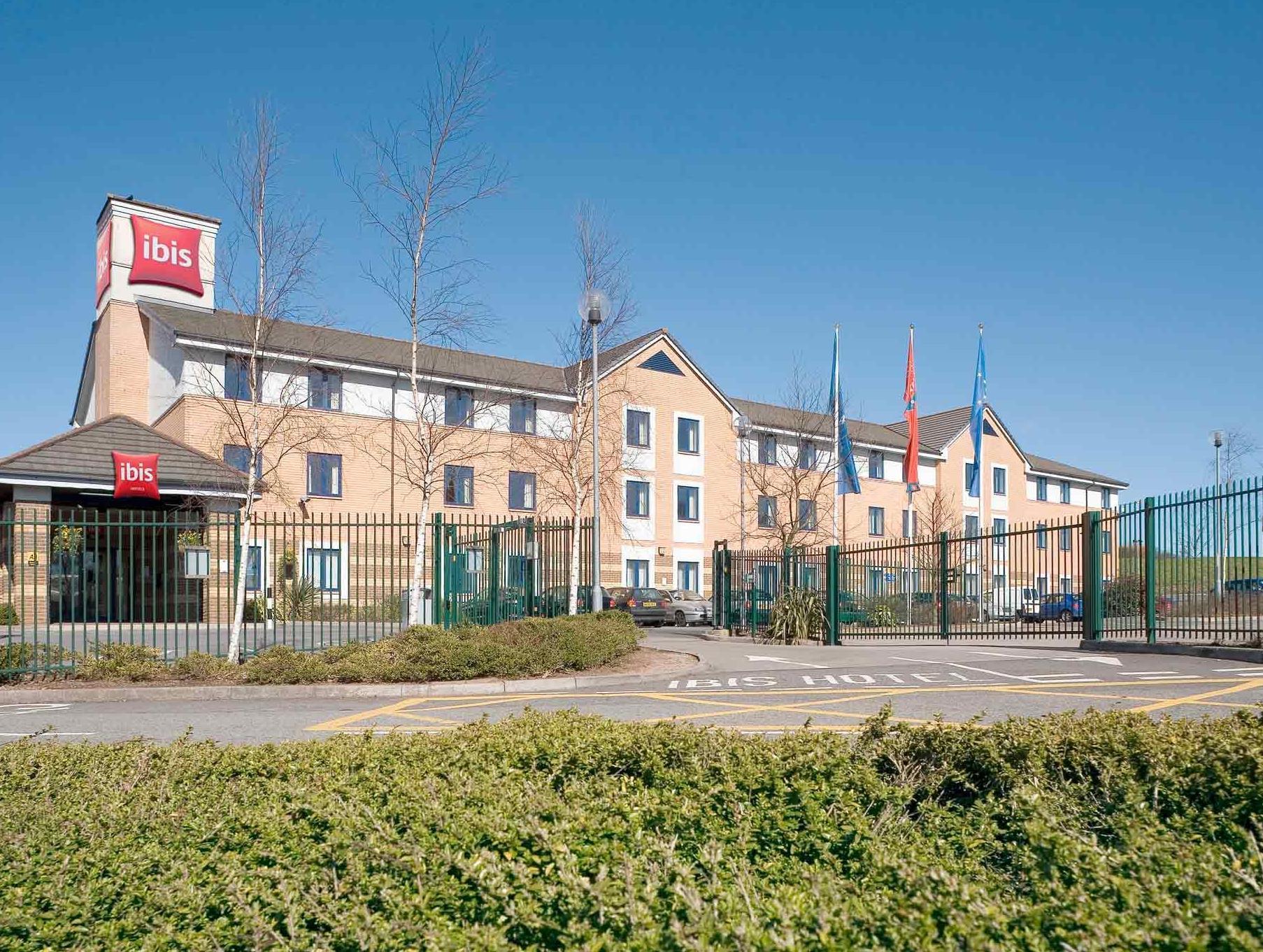 Ibis Cardiff Gate - International Business Park Hotell Eksteriør bilde