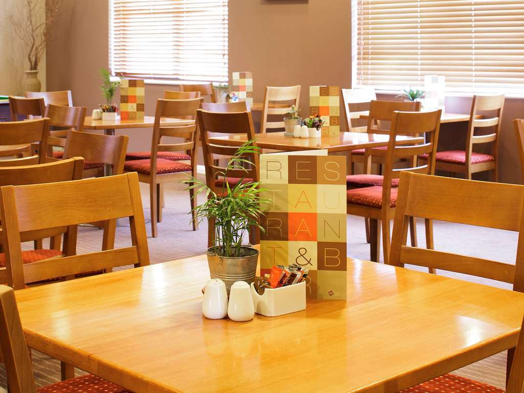 Ibis Cardiff Gate - International Business Park Hotell Restaurant bilde