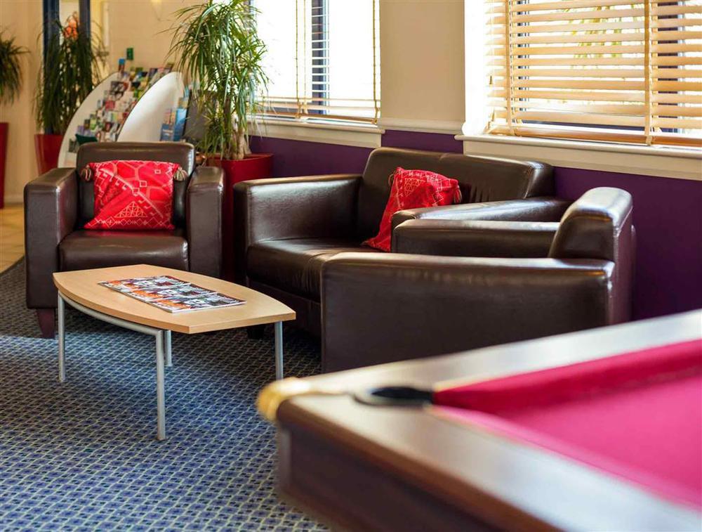 Ibis Cardiff Gate - International Business Park Hotell Eksteriør bilde