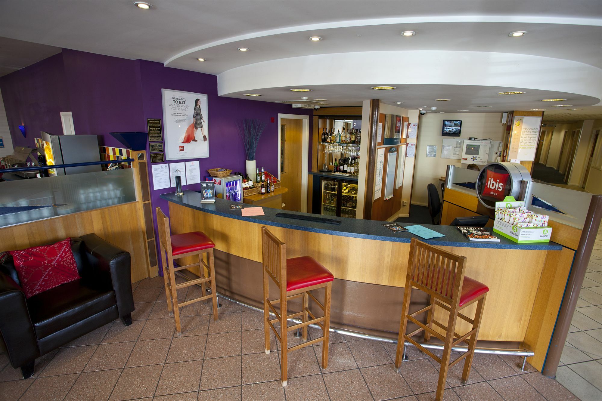 Ibis Cardiff Gate - International Business Park Hotell Eksteriør bilde
